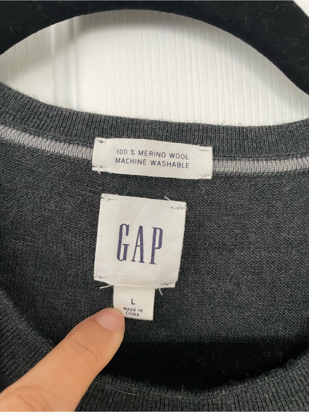GAP Men's Crewneck Sweater - Charcoal Gray - Picture 3 of 3